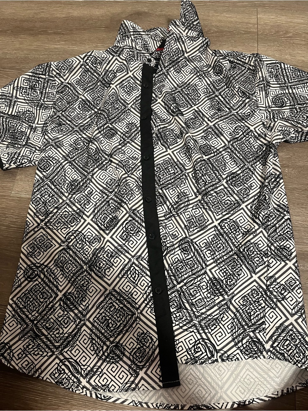 Men's Black & White Geometric Print Dress Shirt